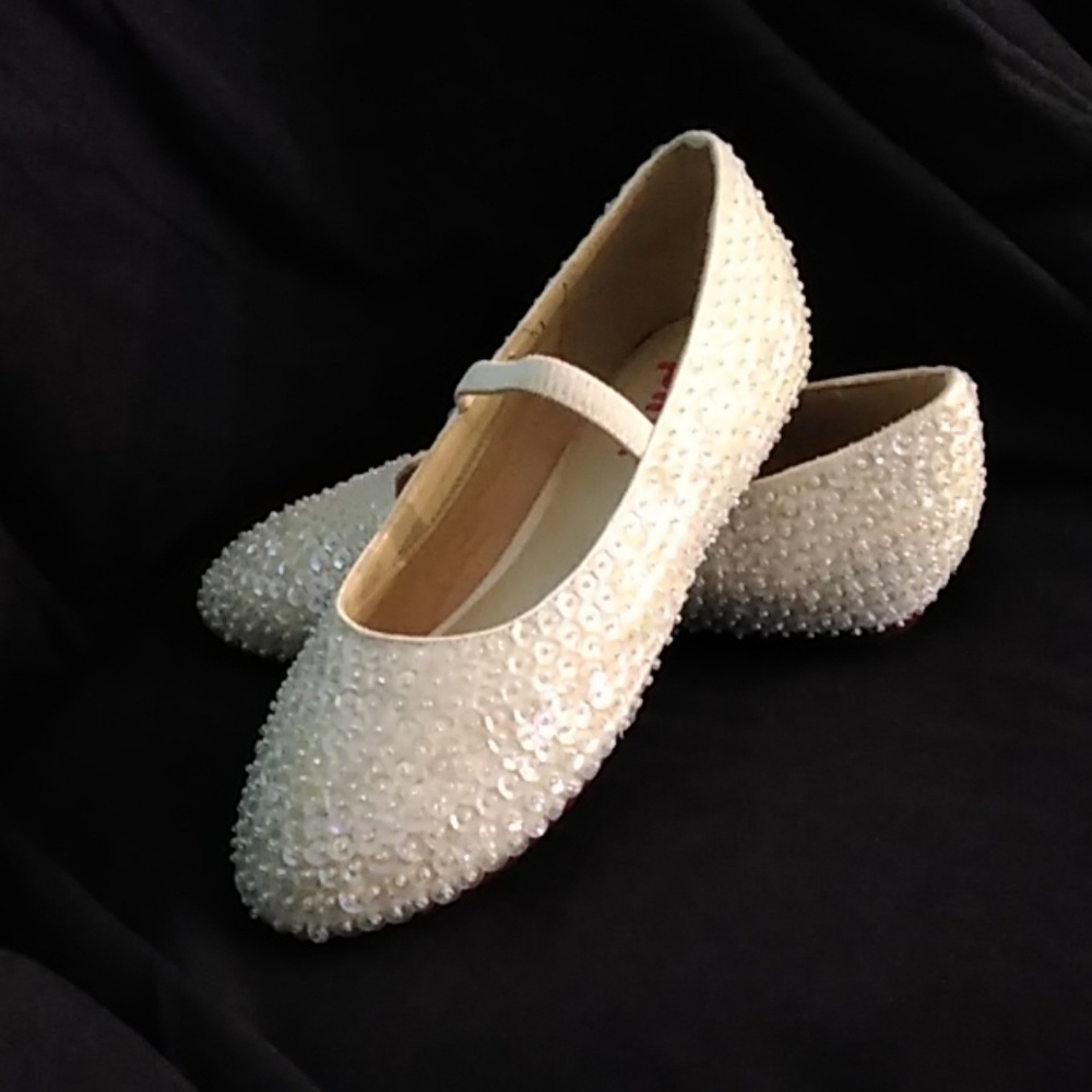 Girls white off white needed dress shoes formal
